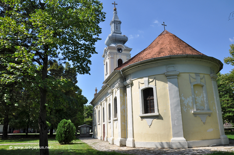 Srpska pravoslavna crkva u Idvoru