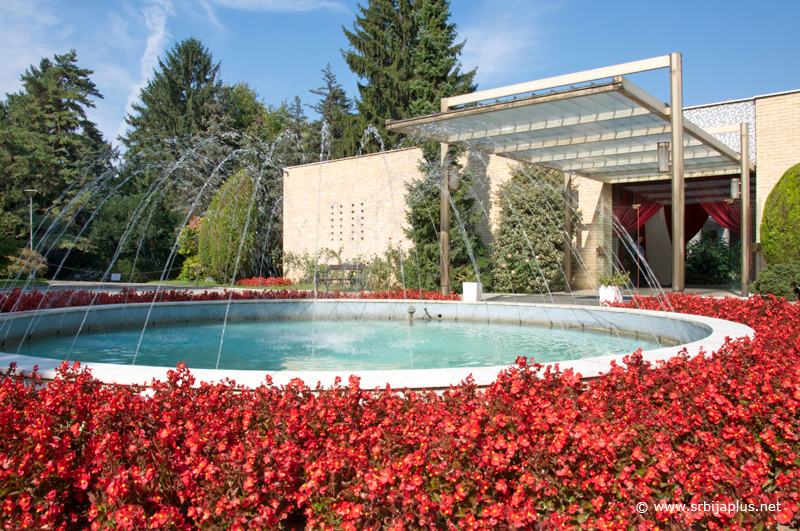 Kuća cveća i Muzej 25. maj u Beogradu / House of Flowers and 25 May Museum, Belgrade, Serbia