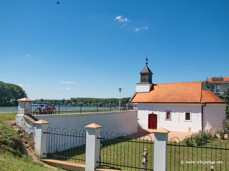 Kapela Manastir na Tiskom keju, Novi Bečej