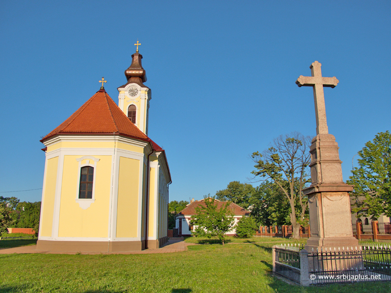 Porta Crkve svetog Nikole u Novom Bečeju