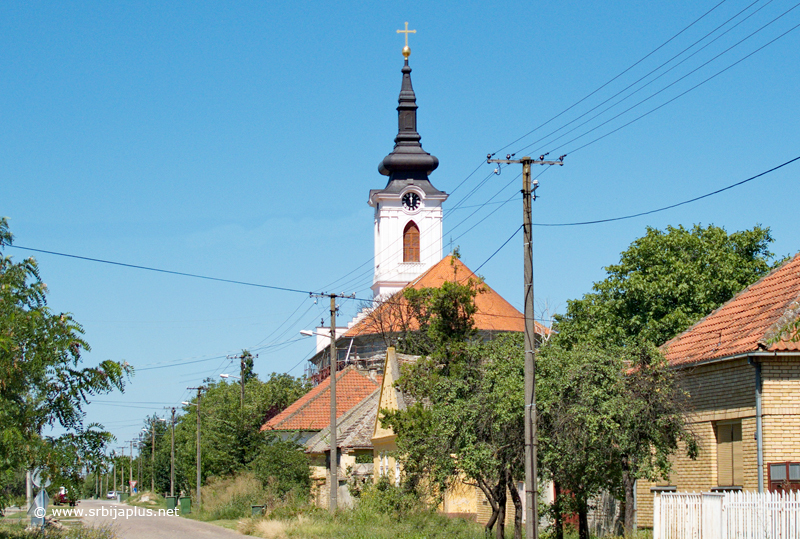 Crkva arhangela Mihajla i Gavrila u Karlovu