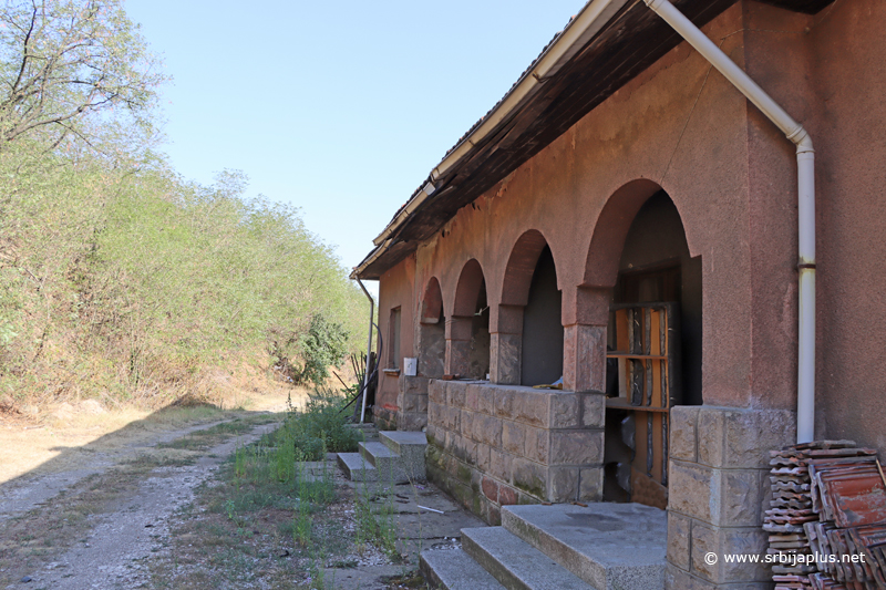 Železnička stanica Borska Slatina