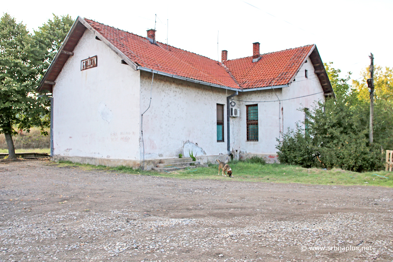 Železnička stanica Grljan