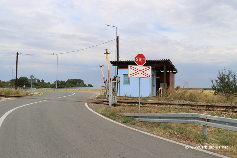 Železnička stanica Kobišnica - Putni prelaz na delu pruge Kobišnica - Veljkovo