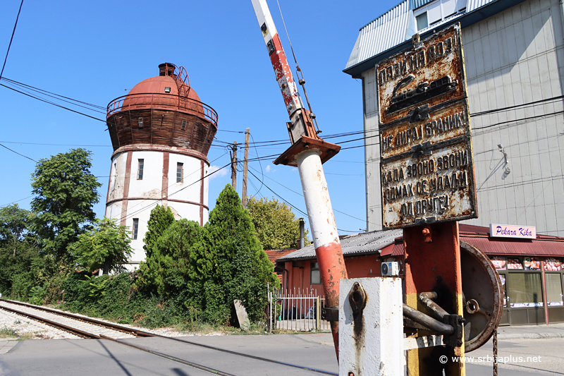 Železnička stanica Zaječar - Detalj rampe na pružnom prelazu